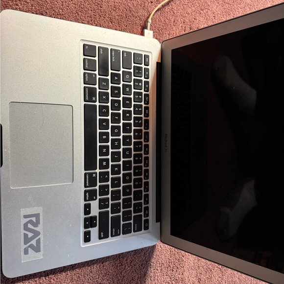 MacBook Airwith charger8g memory  intel core i5 processor.